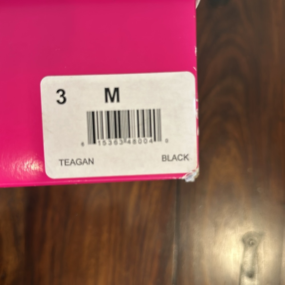 Olive & Edie Girls Black Boots Size 3 - Picture 8 of 9